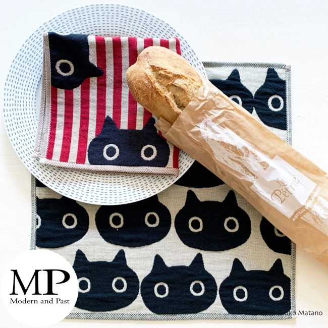 serviette japonaise gaze coton beige Chat Mémé Face Atsuko Matano