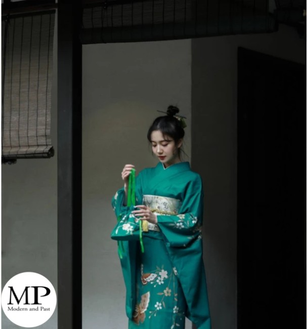 kimono japonais femme vert motifs fleurs kimono traditionnel japonais femme vert motifs fleurs