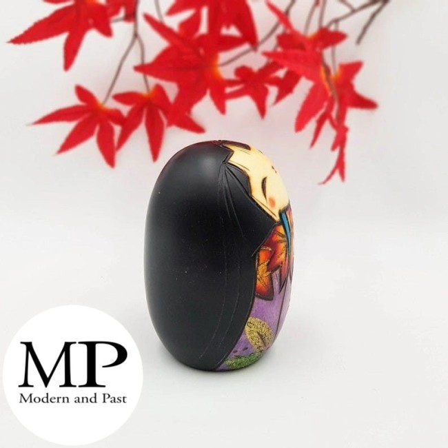 Poupée japonaise Kokeshi Yamaji violette en bois peint à la main