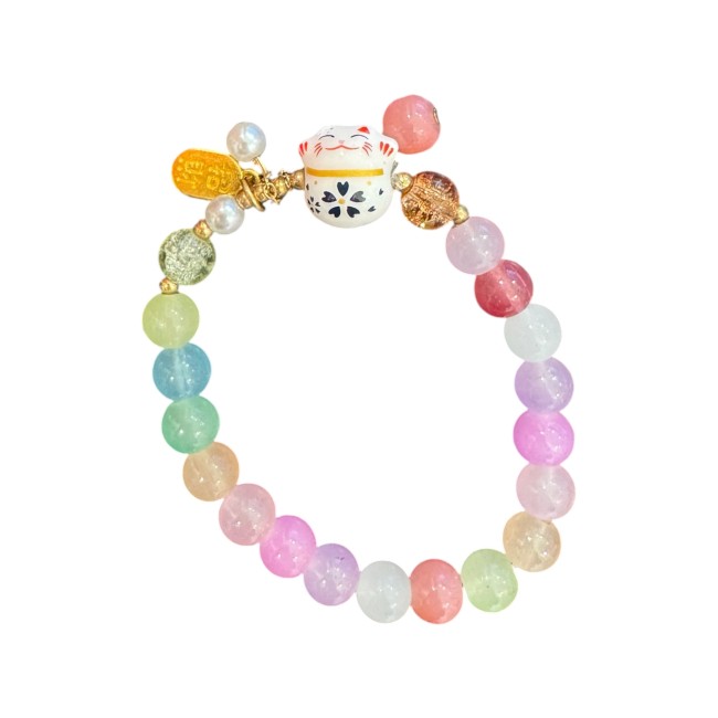 Bracelet porte-bonheur japonais chat Neko blanc en perles de couleur multicolores chez Modern and Past