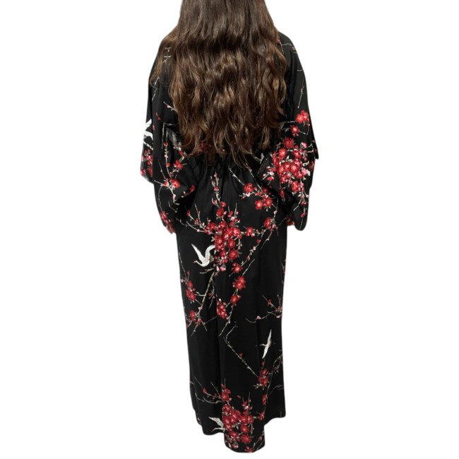Yukata japonais femme noir avec grues et fleurs de cerisier