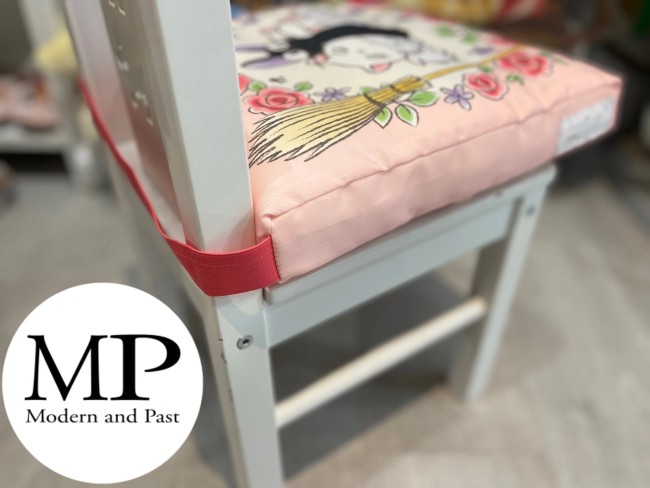 Coussin Jiji et Lily – Kiki la Petite Sorcière Coussin Jiji et Lily 30×30 cm – Kiki la Petite Sorcière – Studio Ghibli