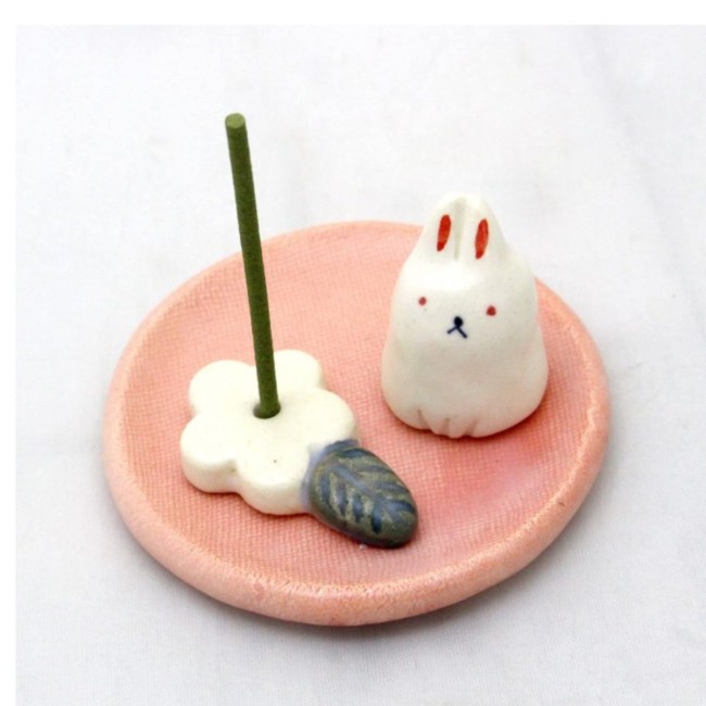 Porte-encens japonais Kobana Usagi avec lapin blanc et fleur de cerisier