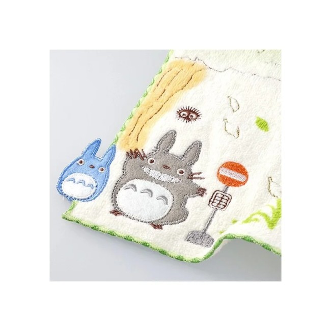 Mini serviette Chatbus Totoro – Produit officiel Mini serviette Chatbus et Totoro 25×25 cm – Studio Ghibli