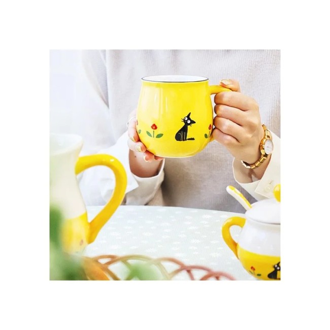 Mug Jiji Osono 350 ml – Studio Ghibli Mug Jiji Osono jaune 350 ml – Kiki la petite sorcière