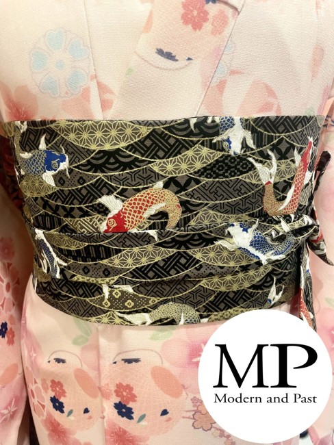 Ceinture obi japonaise marron noir motifs Carpe Koï obi japonais marron noir motifs carpe koi