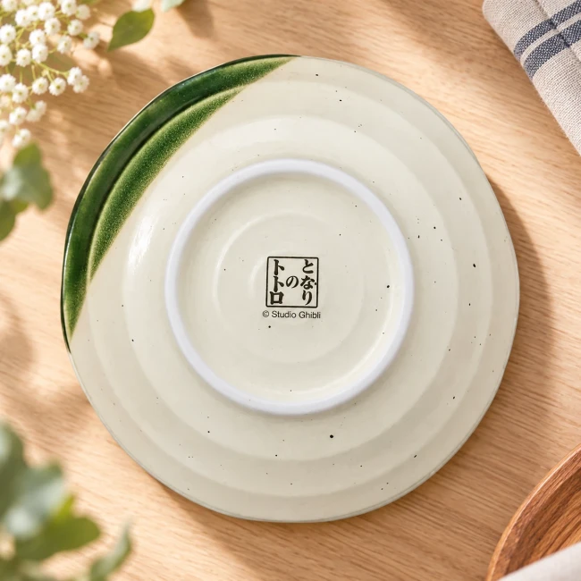 Assiette creuse japonaise Totoro fleurs de cerisier - Modern and Past Assiette creuse Totoro fleurs de cerisier Studio Ghibli - Modern and Past