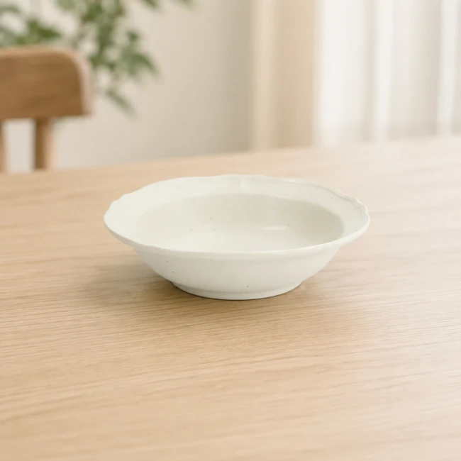 Assiette creuse japonaise 3 chats Maruke en porcelaine Modern and Past