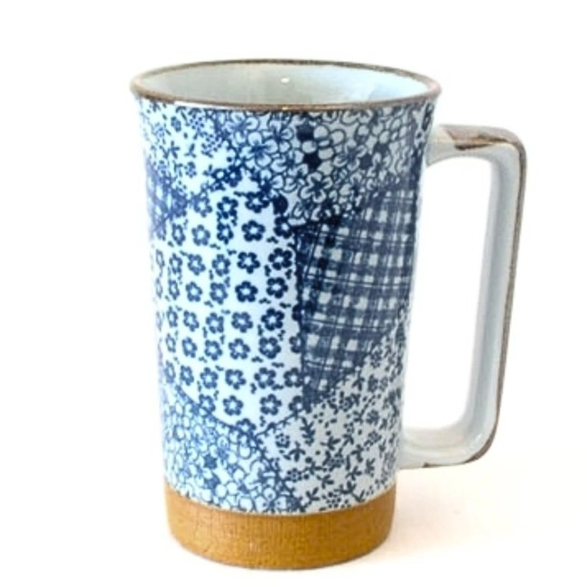 grand mug japonais bleu patchwork de fleurs en céramique