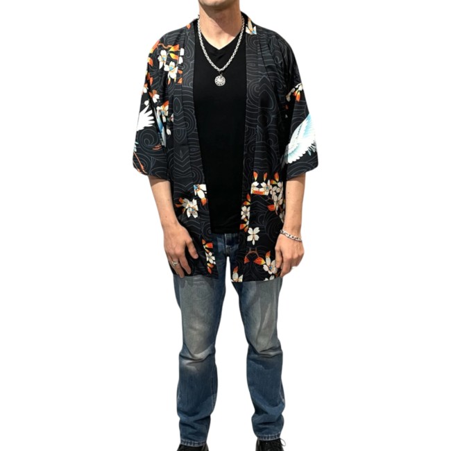 Kimono moderne japonais noir – Grue blanche et soleil levant