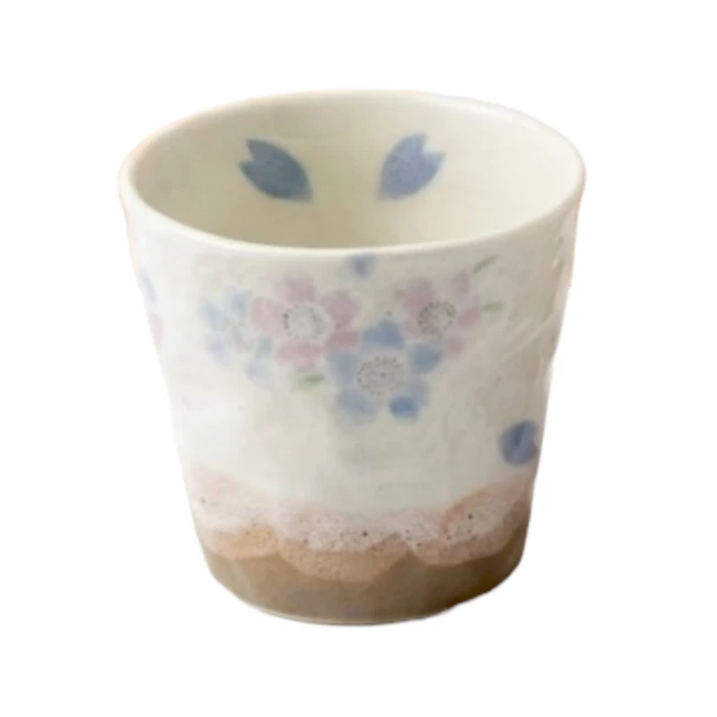 Tasse japonaise Shirakumo Sakura bleue en porcelaine de Mino - Modern and Past