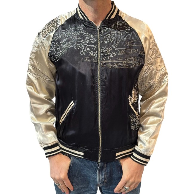 Veste Sukajan réversible combat des dragons argentés Veste Sukajan dragons argentés brodés face principale