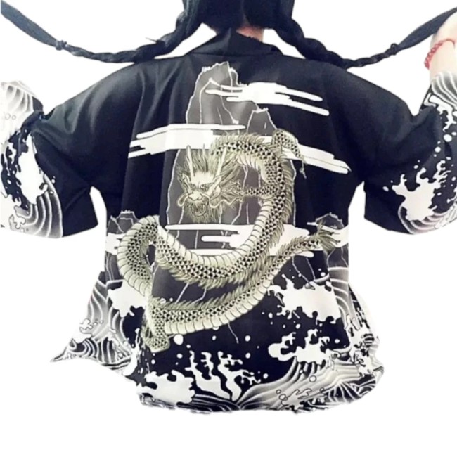 Veste kimono moderne japonais motif dragon sur la mer