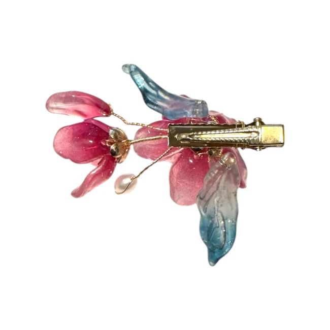 Pince à cheveux japonaise avec pince dorée vue arrière Modern and Past Vue arrière pince à cheveux japonaise armature métal doré Modern and Past