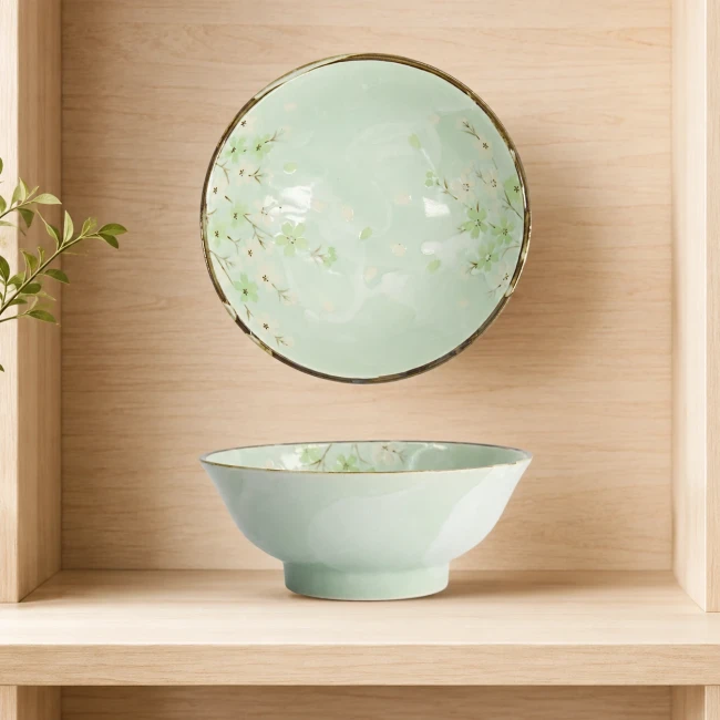 Bol à ramen Green Cosmos vert menthe en grès avec fleurs en relief