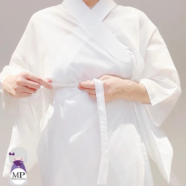 Sous-kimono japonais femme blanc en coton avec ceinture