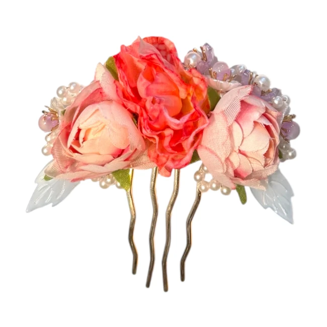 Barrette à cheveux japonaise avec fleurs roses en tissu perles blanches et feuilles bleues chez Modern and Past
