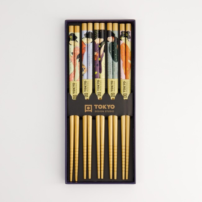 coffret 5 paires baguettes japonaises motifs Geishas