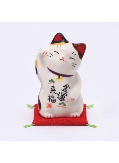 Figurine japonaise Maneki Neko Kinunraifuku en porcelaine faite main au Japon chez Modern and Past