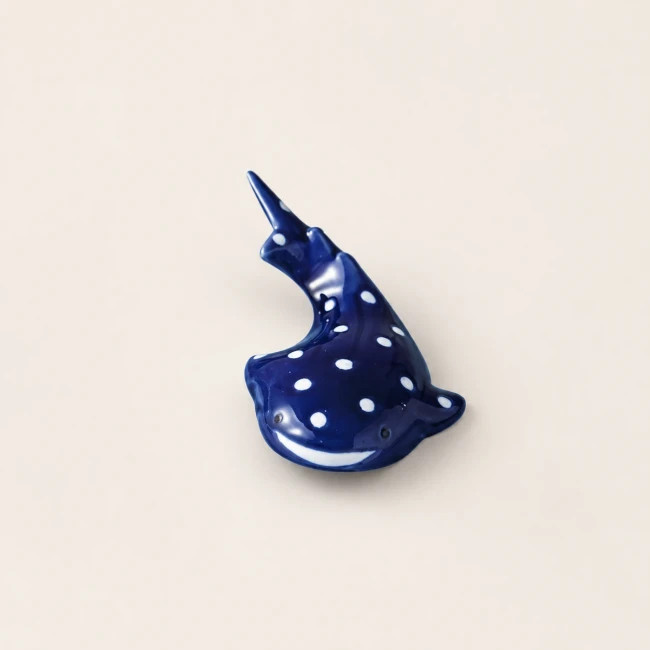 Set japonais soba Jinbei requin-baleine avec assiettes tasses baguettes et tapis de bambou Modern and Past