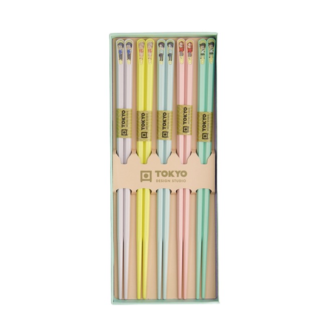 Coffret 5 paires de baguettes japonaises motifs Anime colorés