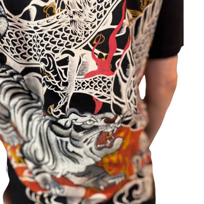 T-shirt Sukajan noir dragon et tigre brodés en relief