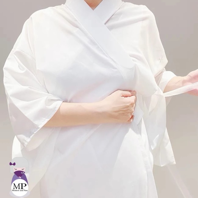 Sous-kimono japonais femme blanc en coton avec ceinture