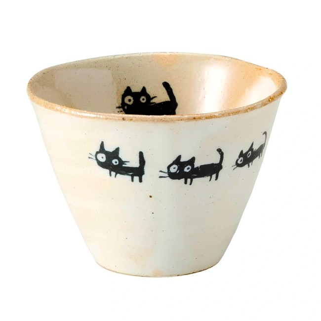 Tasse japonaise Kuroneko Osanpo en porcelaine de Mino avec motifs de chats noirs Toki Minoyaki