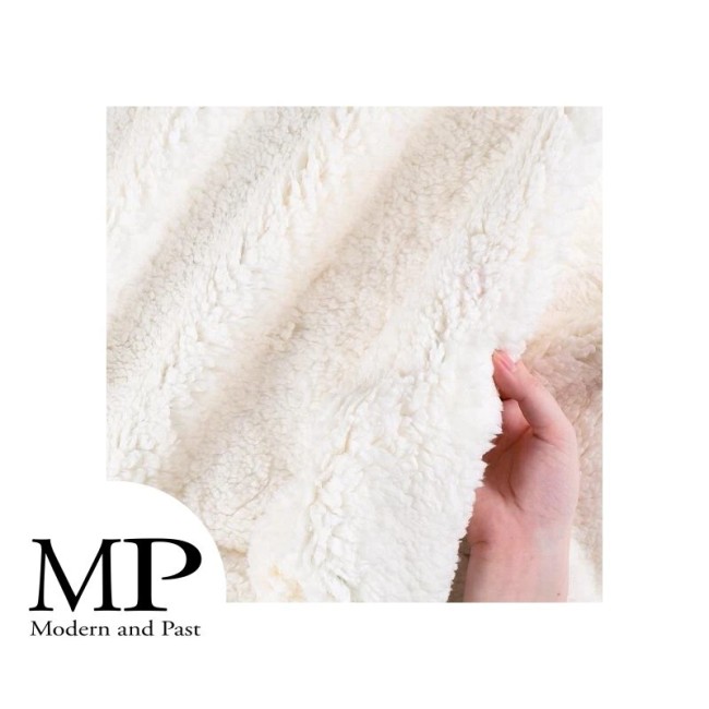 plaid épais Totoro feuilles et noisettes 70×100 cm