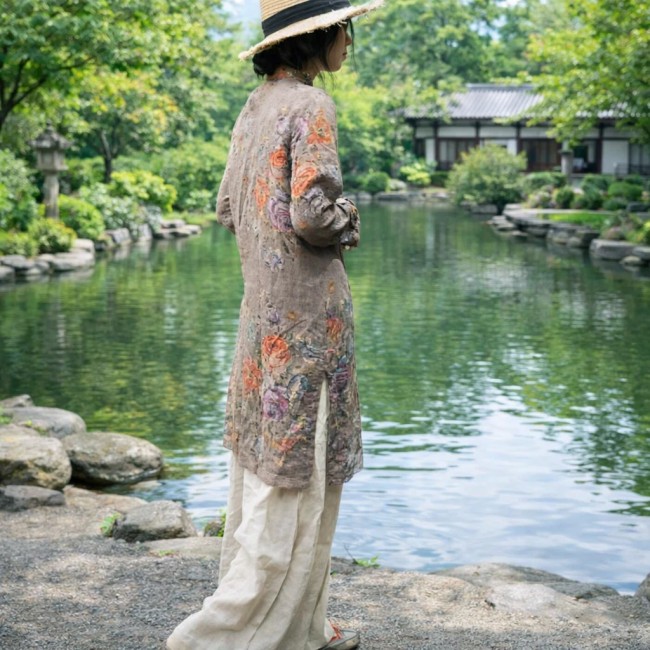 Robe asiatique mi-longue beige à fleurs en coton