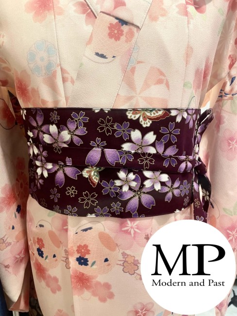 Ceinture obi japonaise violette motifs fleurs et papillons obi japonais violet coton motifs fleurs papillons