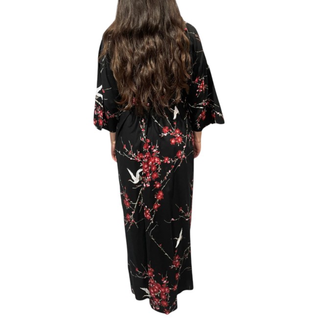 Yukata japonais femme noir avec grues et fleurs de cerisier