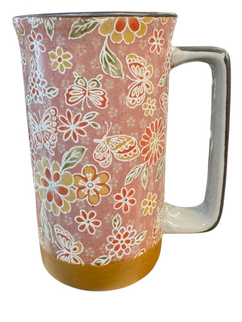 Mug japonais en grès rose saumon avec motifs fleurs et papillons