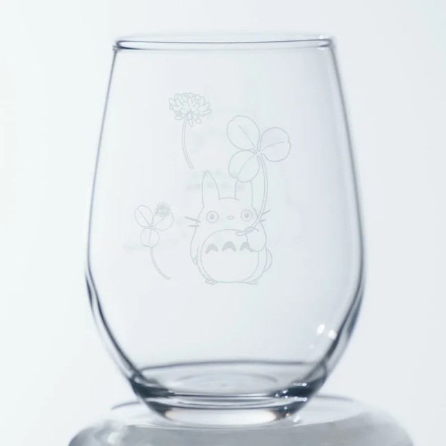 verre gravé Totoro et trèfle blanc Studio Ghibli