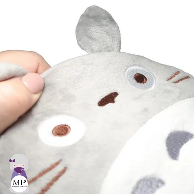 Petit sac peluche Totoro gris – Studio Ghibli
