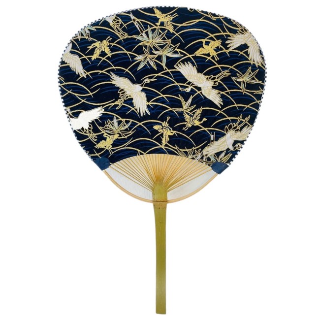 Éventail traditionnel Uchiwa japonais bleu aux grues blanches en bambou