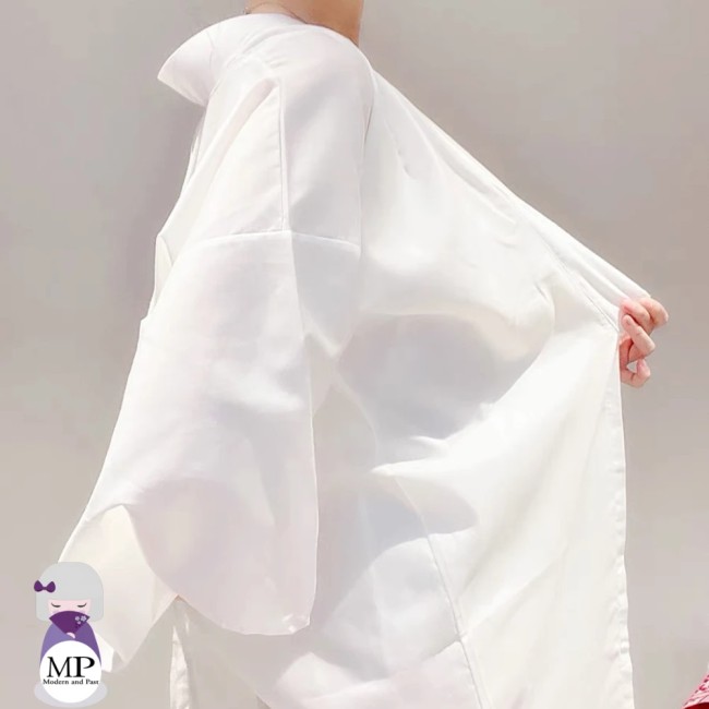Sous-kimono japonais femme blanc en coton avec ceinture