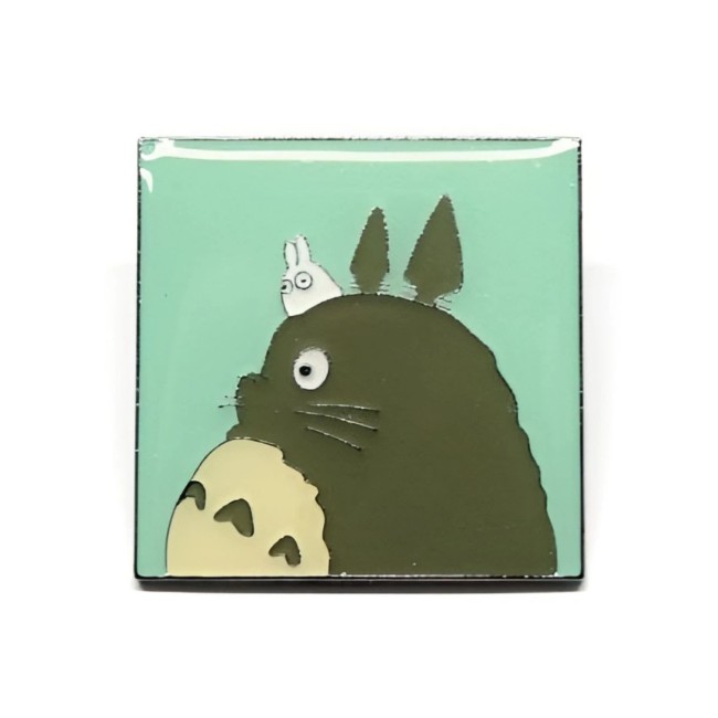 pins Totoro gris et blanc de profil Studio Ghibli