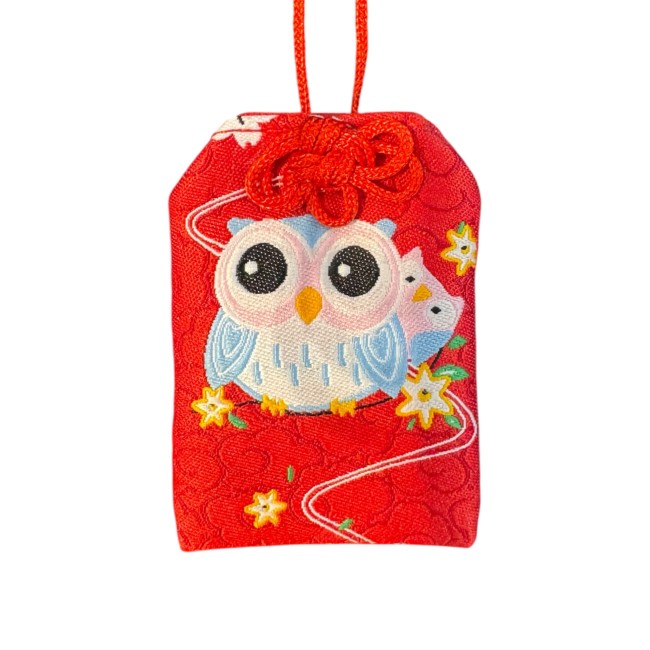 Omamori japonais rouge hibou kawaii porte bonheur paix santé