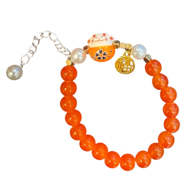Bracelet porte-bonheur japonais chat Neko orange en perles de couleur orange chez Modern and Past