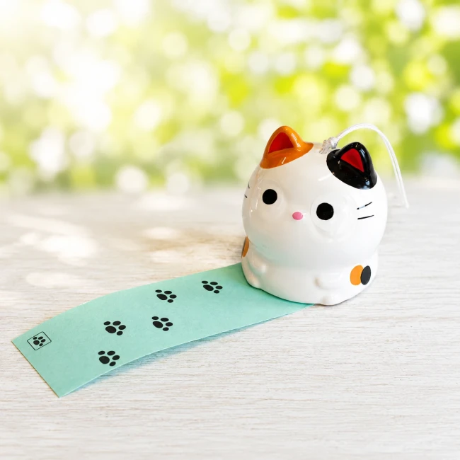Cloche furin japonaise Neko Calico en céramique Modern and Past
