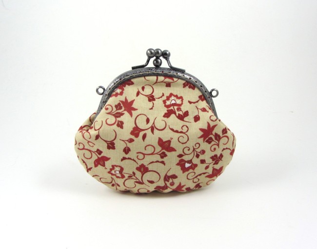 Porte monnaie à fermoir métal clip en coton fleuri, double compartiment