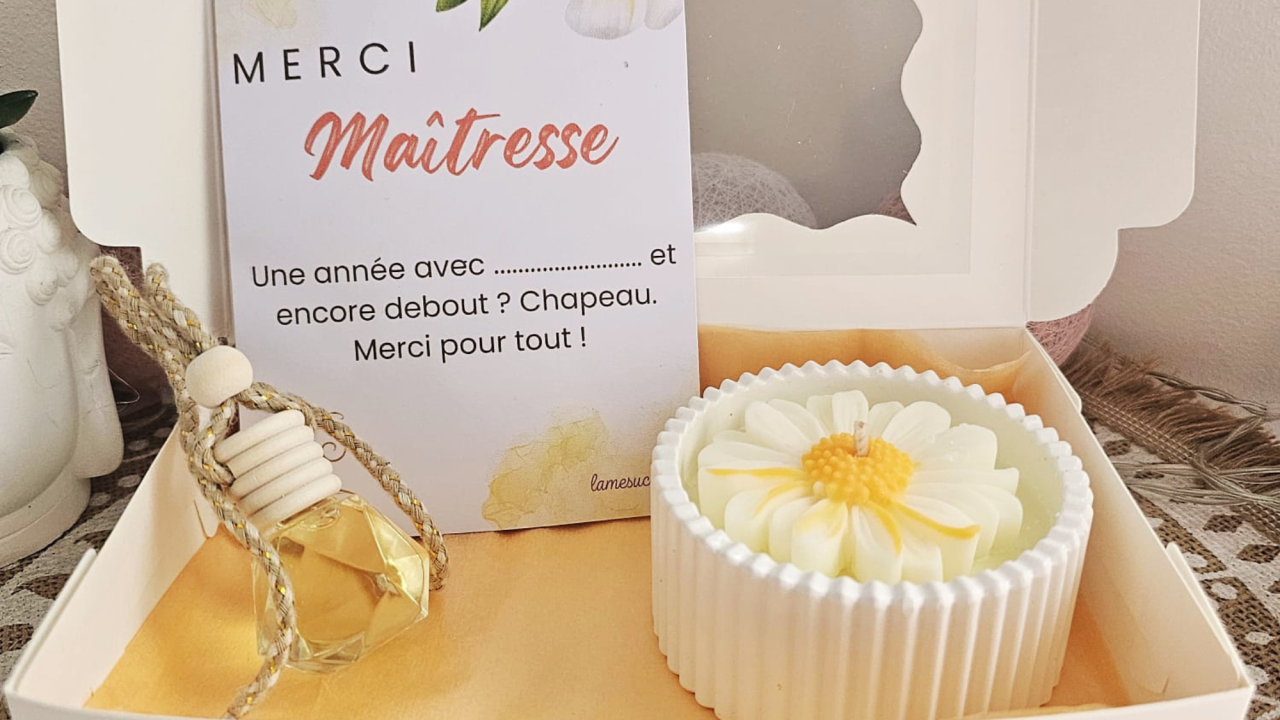 Coffret cadeau maîtresse bougie frangipanier pot résine L'Âme Sucrée