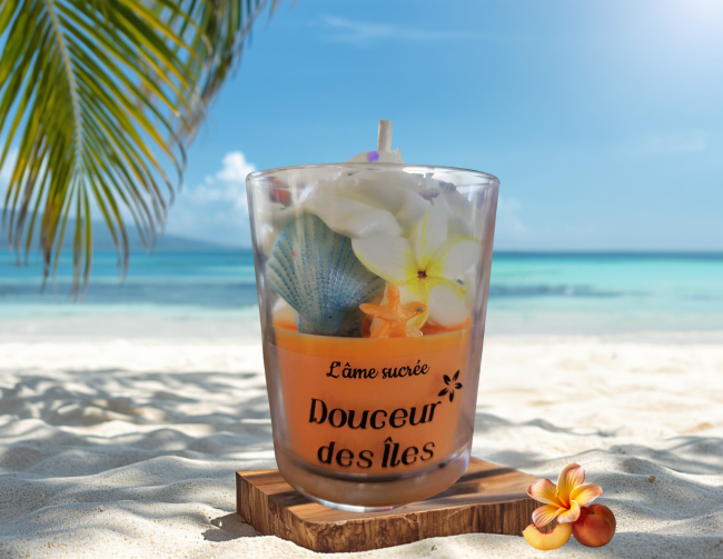 Bougie parfumée monoï pêche Douceur des Îles L'Âme Sucrée
