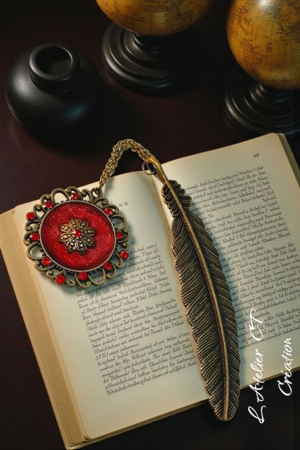 PLUME BRONZE Cabochon floral rubis