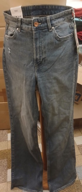 Jean's