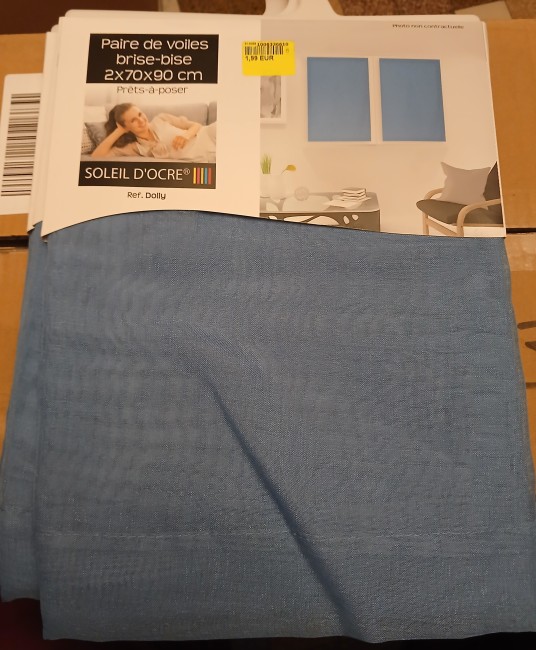 Voilage bleu