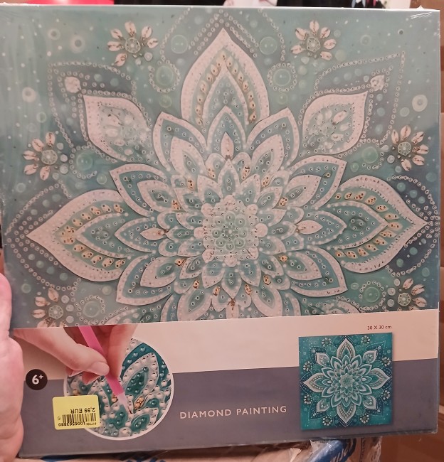 Diamond painting