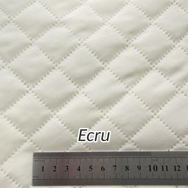 Tissu doublure matelassée couleur Ecru