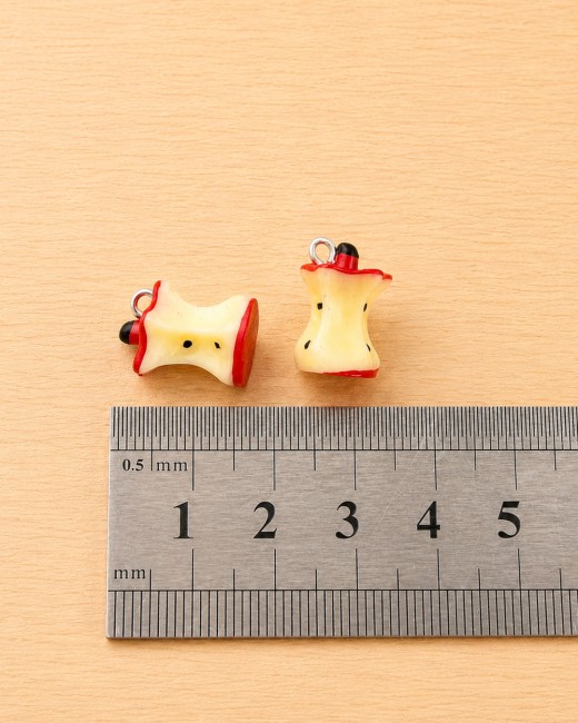 Lot de 2 pendentifs décoratifs pour sacs, trousses et porte-clés.